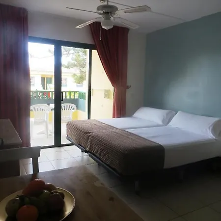 アパートホテル ラグナ パーク 1 3*