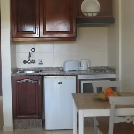 アパートホテル ラグナ パーク 1 3*