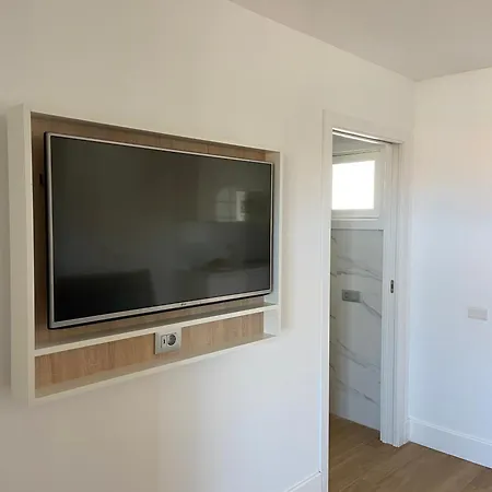 ラグナ パーク 1 3* アデヘ