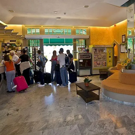 ラグナ パーク 1 アデヘ