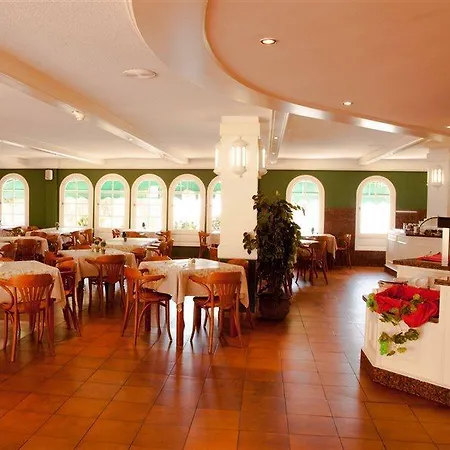 ラグナ パーク 1 アパートホテル アデヘ