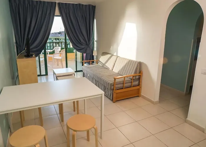 Laguna Park 1 Адехе