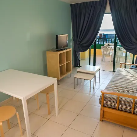 מלון דירות Laguna Park 1 3*